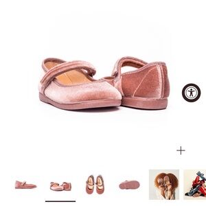Childrenchic Classic Velvet Mary Janes in Rose